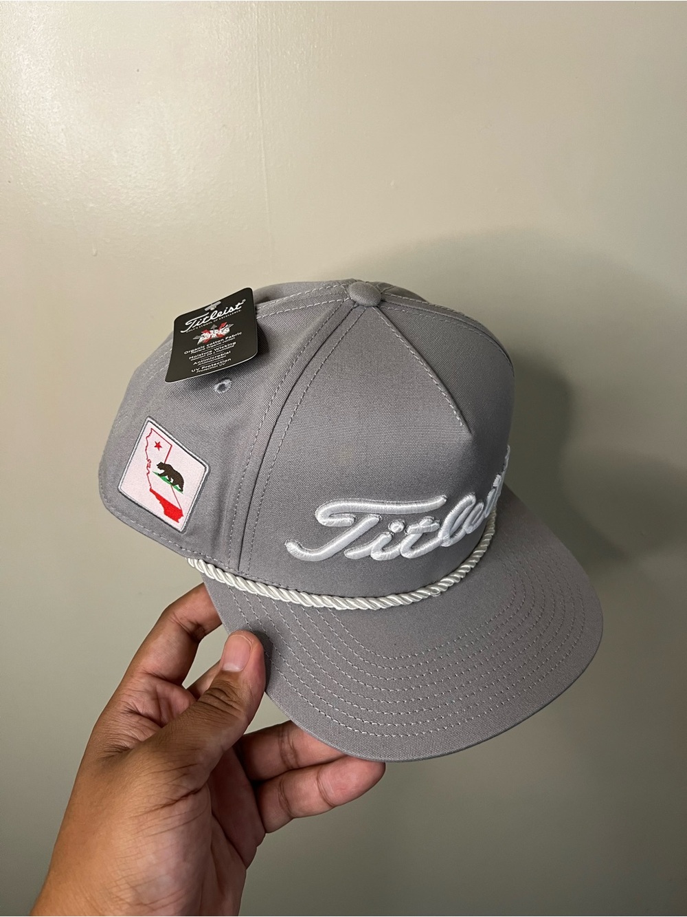 NWT Titleist California Flag Bear Tour Gray/ White Rope Snapback Hat